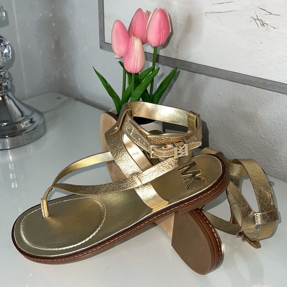 michael kors farrow sandals